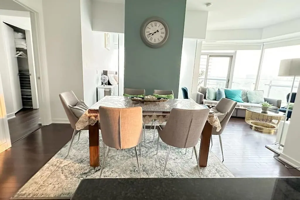 Superior Lakeview Luxury 3-Bedroom Suite On High Floor Toronto 0*,