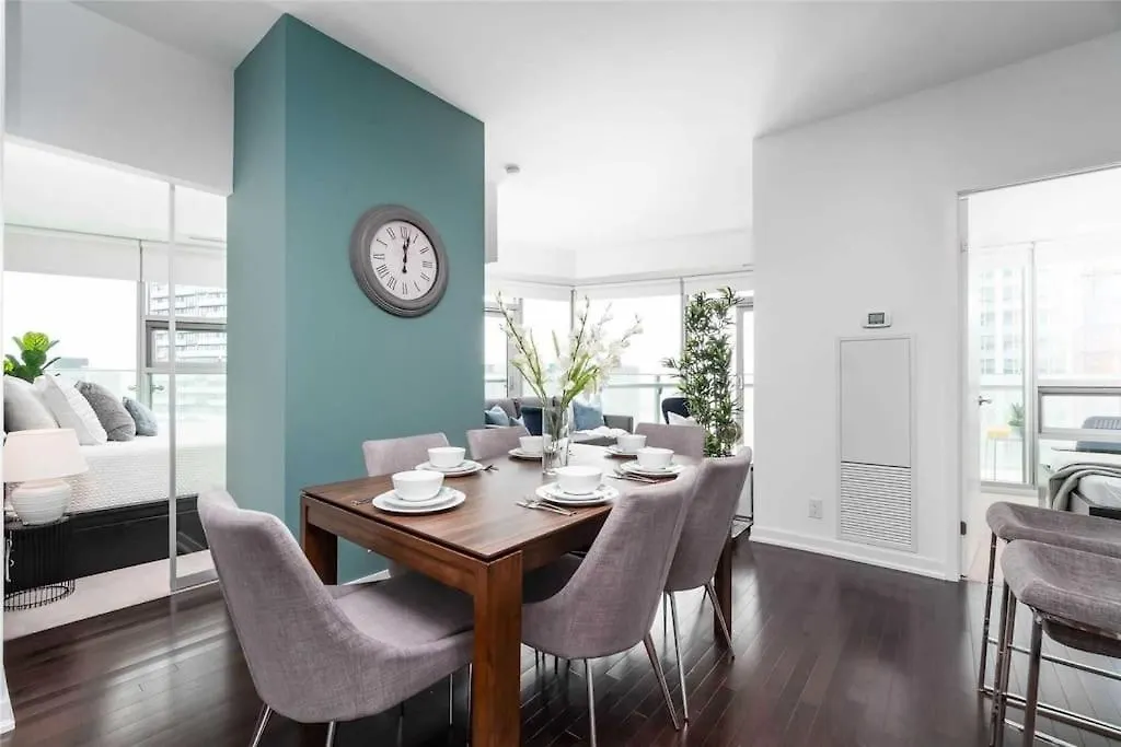 Superior Lakeview Luxury 3-Bedroom Suite On High Floor Toronto Appartement